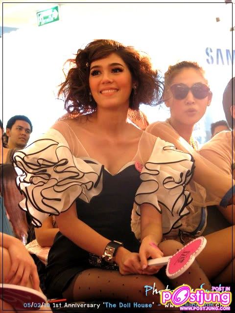 ชมพู่ กับผมทรงเดียวกับ Lady Gaga