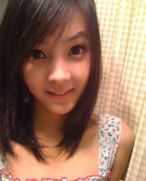 ชัดๆ เลยครับ "ปุ๊กลุ๊ก-มิค" นางงาม 2 เวที ใครสวยกว่า!!!