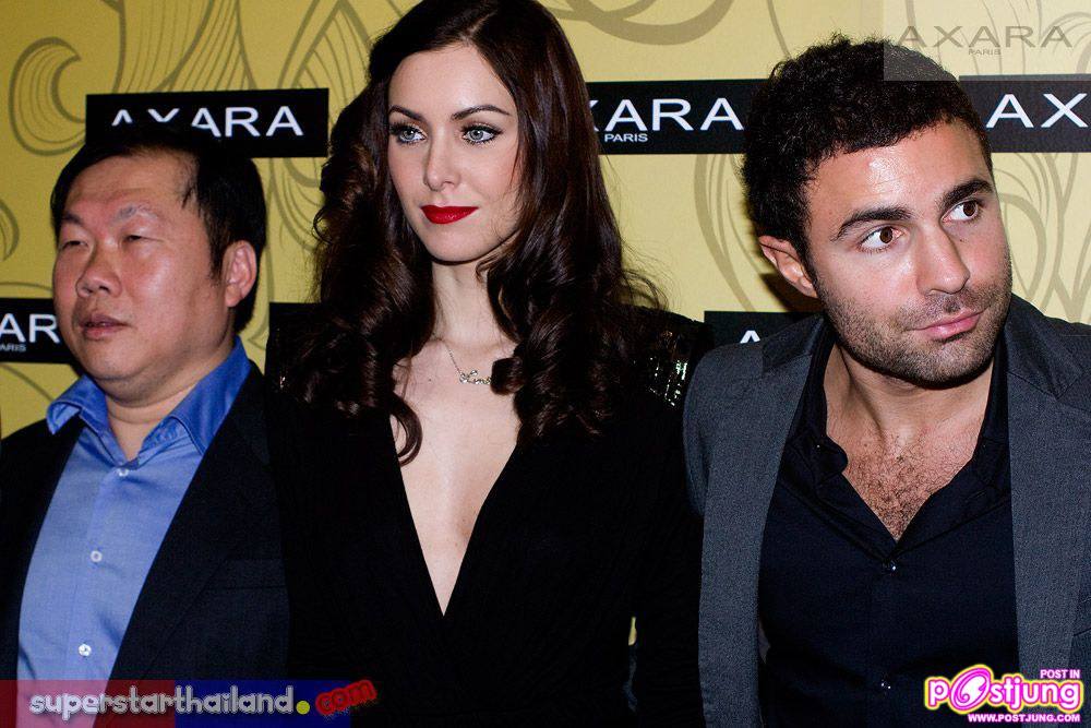 ## นาตาลี ฟ้ารุ่ง งานเปิดร้าน Axara ##