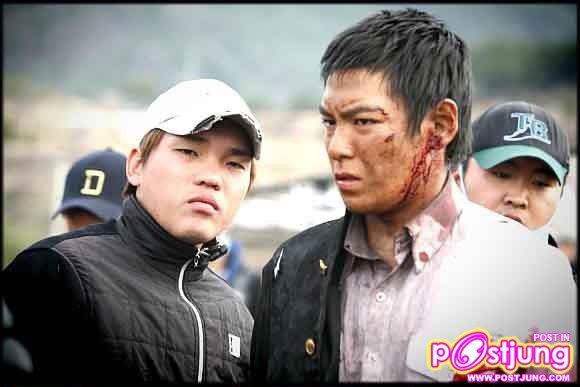 T.O.P ได้รับการเสนอชื่อเข้าชิงรางวัลนักแสดงหน้าใหม่จาก2เวที