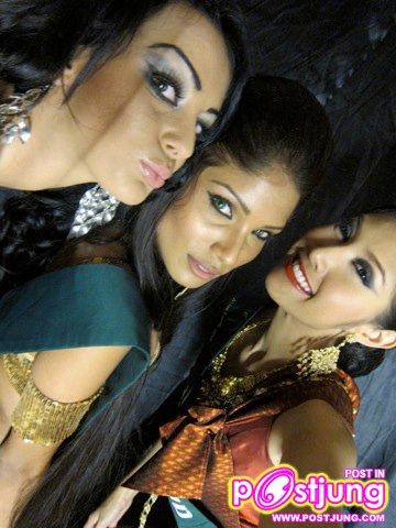 เก็บตกภาพ เอี๊ยม วรรษพร และผู้เข้าประกวด MISS EARTH 2010