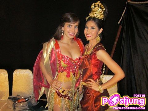 เก็บตกภาพ เอี๊ยม วรรษพร และผู้เข้าประกวด MISS EARTH 2010