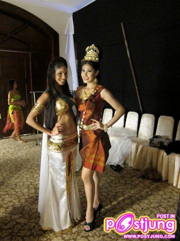 เก็บตกภาพ เอี๊ยม วรรษพร และผู้เข้าประกวด MISS EARTH 2010