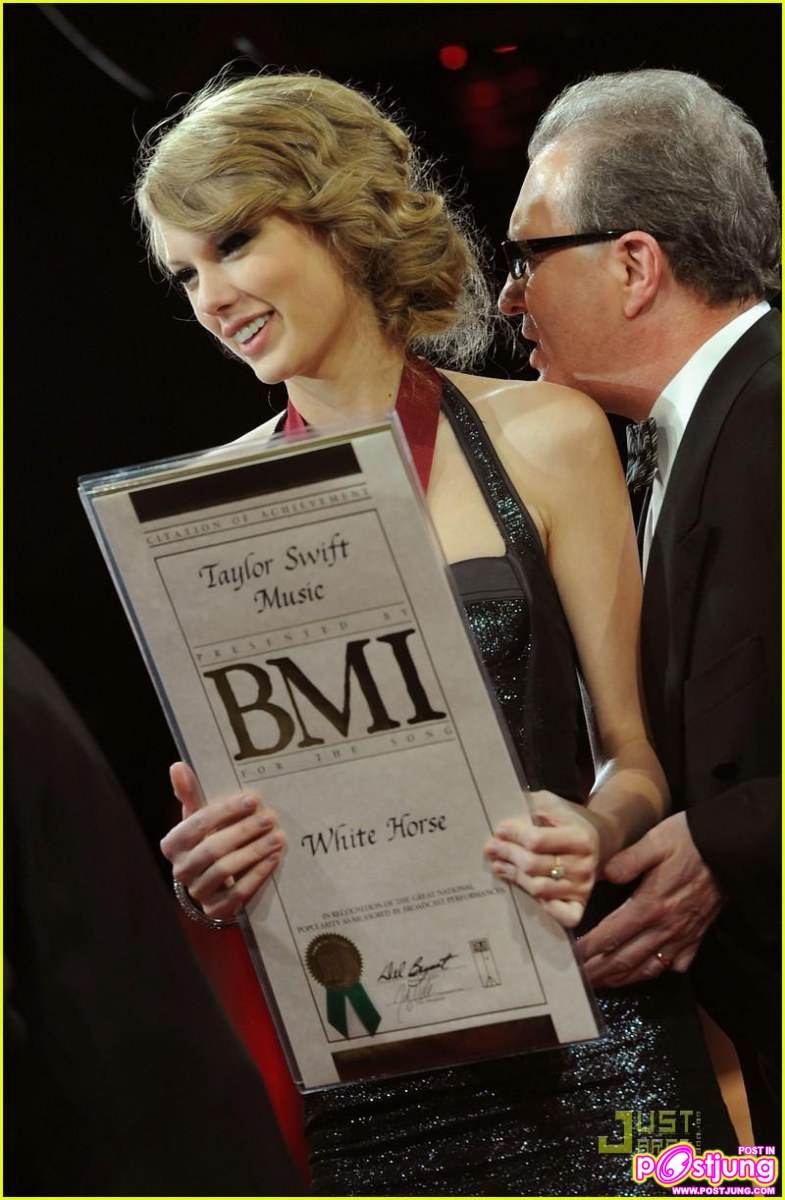 Taylor Swift CMA & BMI Awards in Nashville