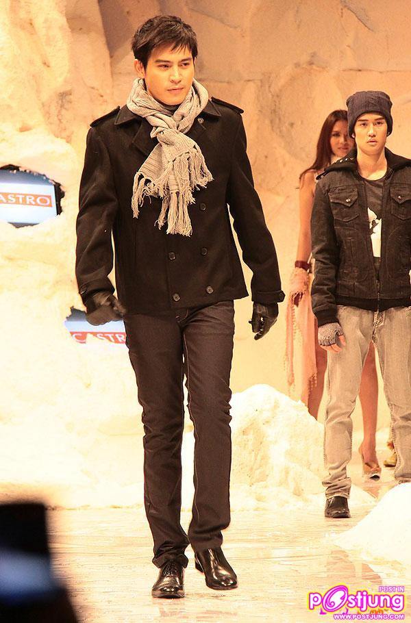 [Pic] ปอ ทฤษฎี, ณเดชน์, ญาญ่าและแคทรียา อิงลิช เดินแบบงาน Runway of Ice @ Siam Discovery