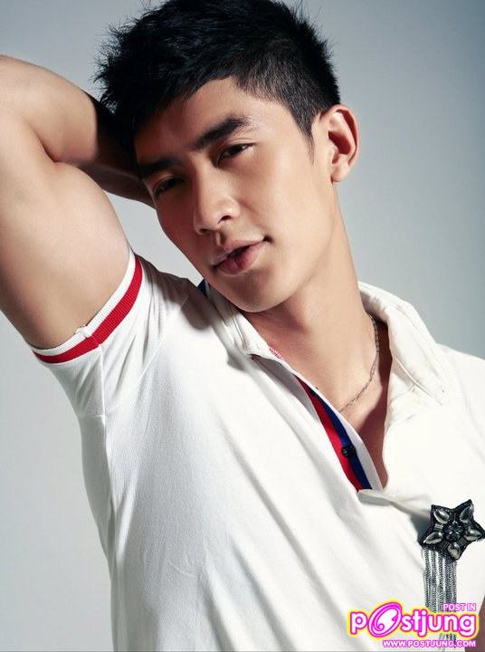 ภาพถ่ายแบบเซทใหม่ของ Cao L&acirc;m Vi&ecirc;n