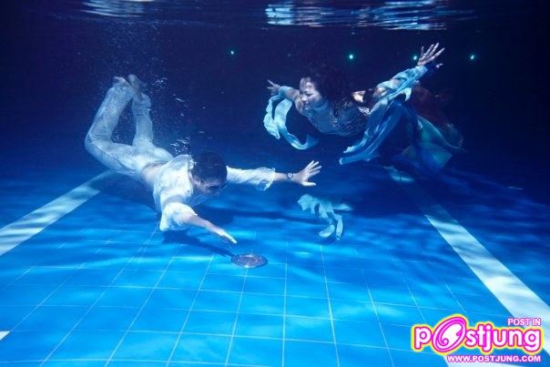 Wedding - Underwater
