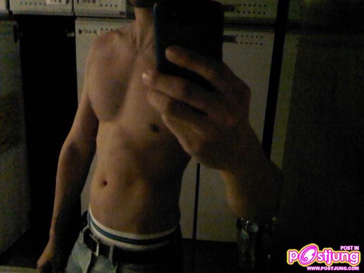 รวมซิกแพค ......เกย์ไทยบ้านๆ