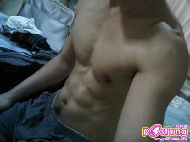 รวมซิกแพค ......เกย์ไทยบ้านๆ