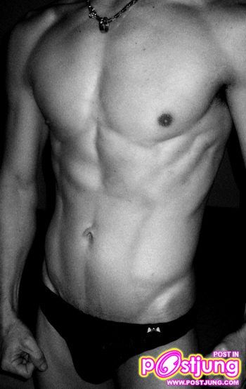 รวมซิกแพค ......เกย์ไทยบ้านๆ