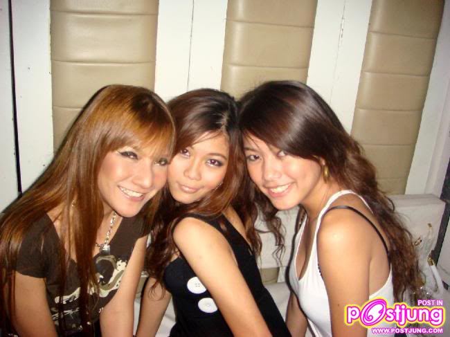 กุ๊บกิ๊บ ในบทค มิ้ลค์...  เทอชั่งน่ารักมาก ๆ ๆ   .... ( ไฟขา )