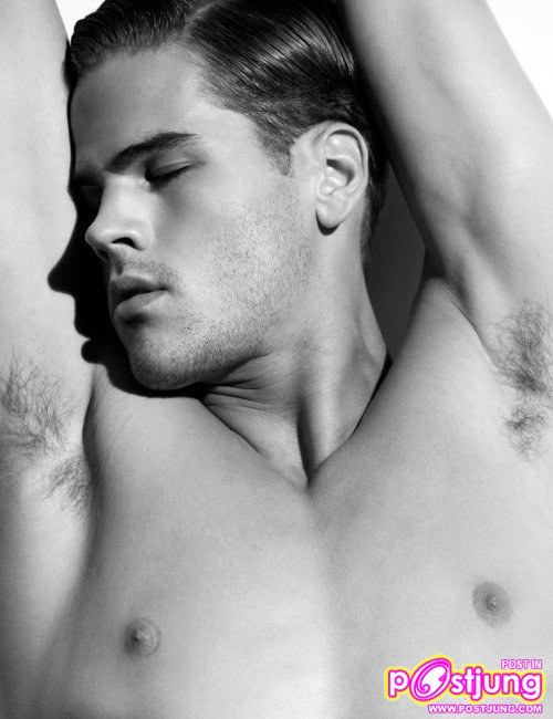 Photoshoot men album 73 Travis Hanson