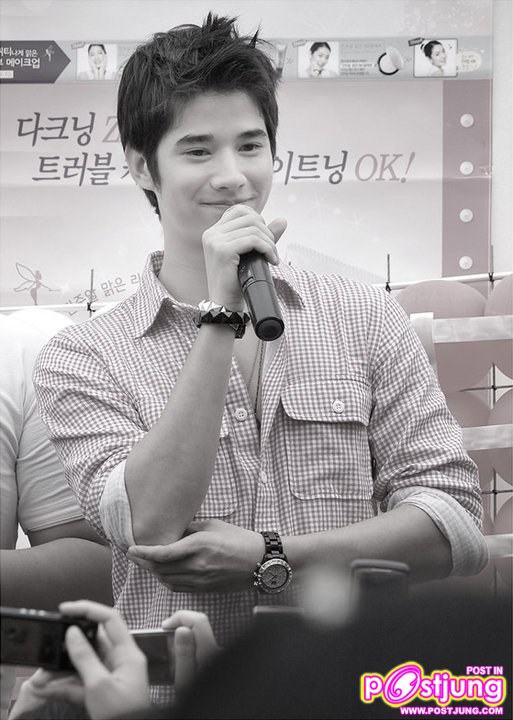 มาริโอ้ ในงานGrand Opening ETUDE HOUSE อุบลราชธานี