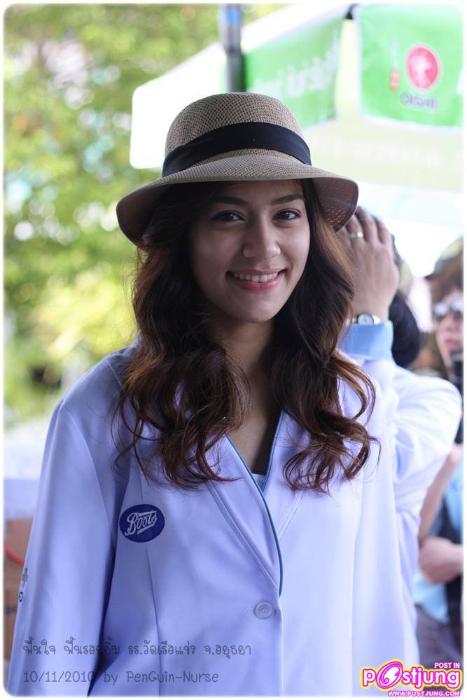 คิมเบอร์ลี่ งานฟื้นใจ ฟื้นรอยยิ้ม ที่ ร.ร.วัดเรือแข่ง จ.อยุธยา