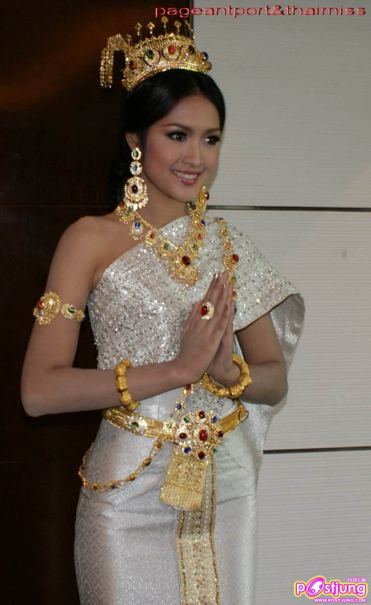 น้องเดียร์ ปิยะภรณ์ รองอันดับ 1 Miss International 2010