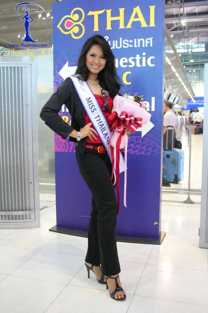 น้องเดียร์ ปิยะภรณ์ รองอันดับ 1 Miss International 2010