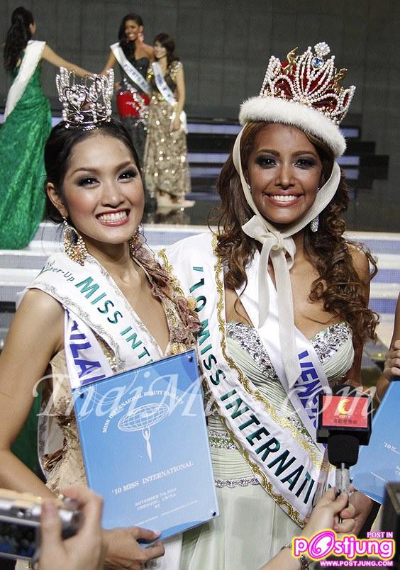 น้องเดียร์ ปิยะภรณ์ รองอันดับ 1 Miss International 2010