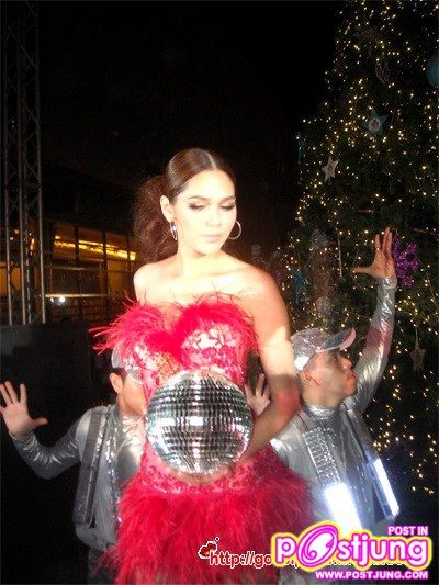 ชมพู่ และ อั้ม กับการออกงานครั้งล่าสุด