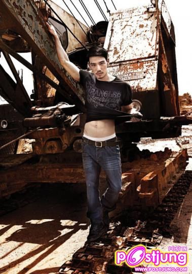 ซาร่า เล็กจ์ & เอเอ Overheated Threesome!