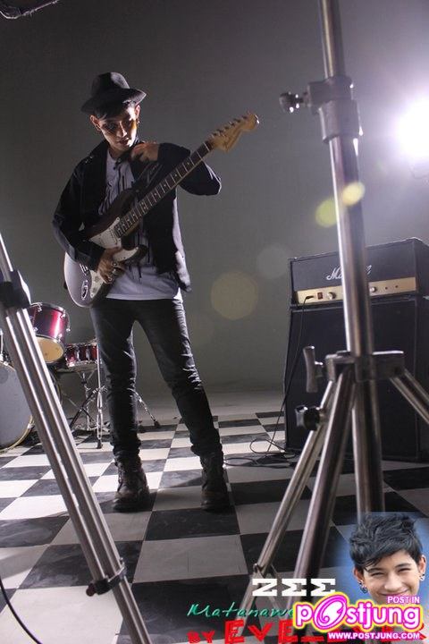 ซี & แก้ว ถ่าย MV. ไม่รักบ้างก็แล้วไป