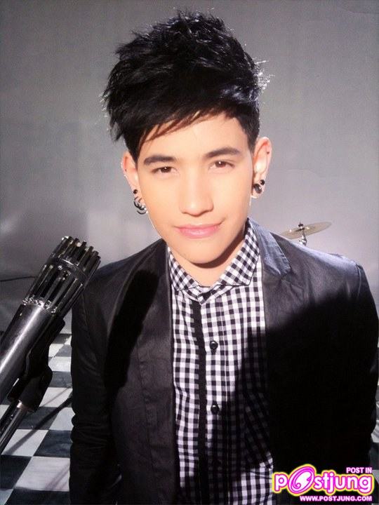 ซี & แก้ว ถ่าย MV. ไม่รักบ้างก็แล้วไป