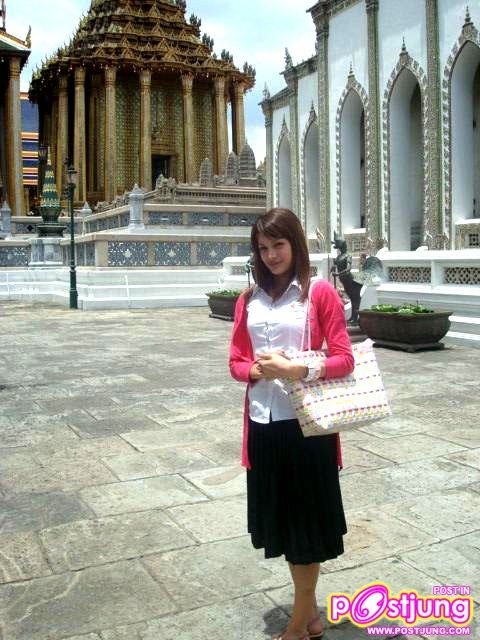 แจ๊ส มิสทิฟฟานี่ เข้าวัดทำบุญ