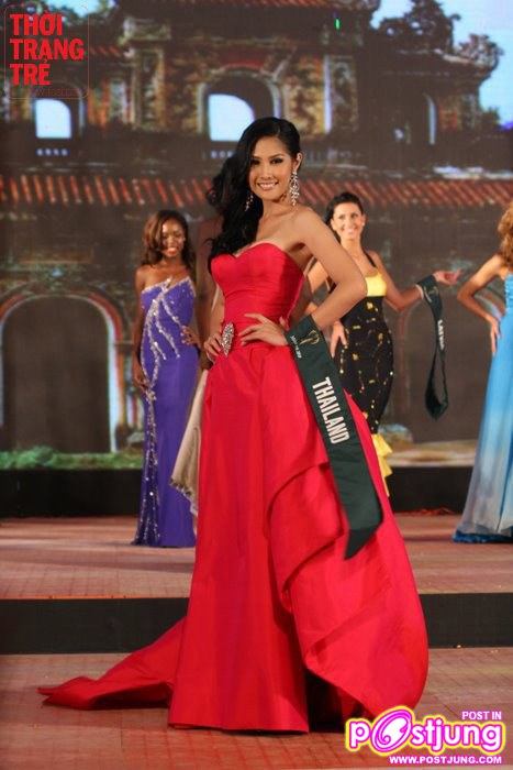 [Watsaporn]  in Swimsuit @MISS EARTH 2010