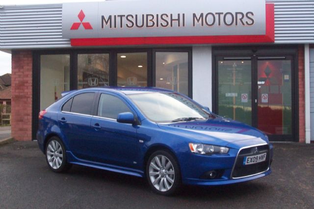 สีน้ำเงิน