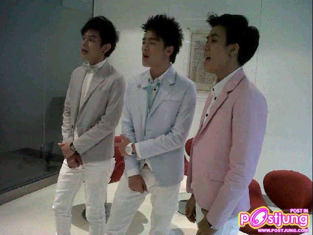 [เก็บตก] ภาพ3หนุ่มหล่อ(น่ารัก) Rookie BB