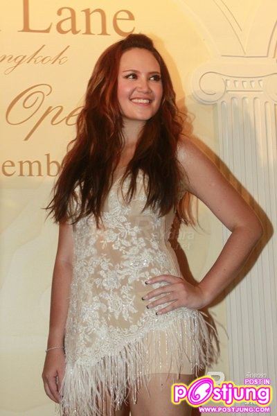 Tata young @ [Grand Opening] Park Lane