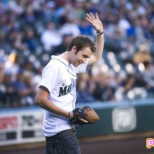 เนวิลล์ ลองบัตท่อม (Matthew Lewis) โตแล้วไมหล่อจังอะ