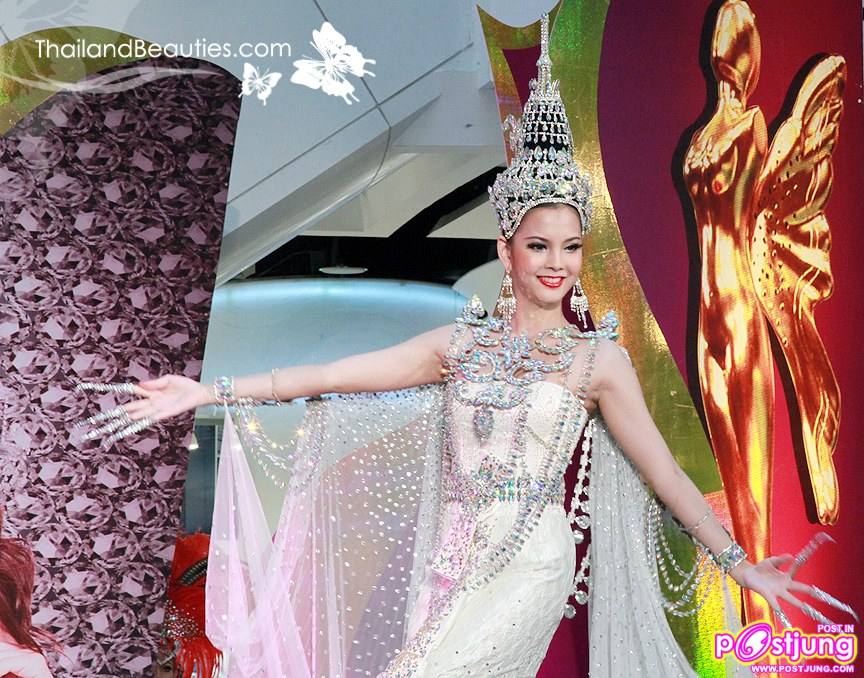 ผู้เข้าประกวด Miss International Queen 2010