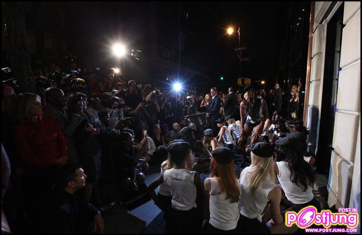 Dolce&Gabbana for Naomi Campbell's 25th anniversary