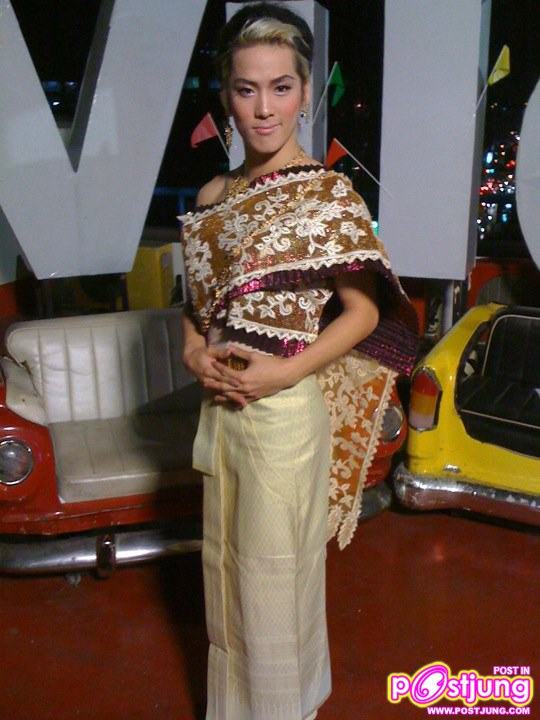 นางนพมาศ 2010 รายการFiveLive(ส่งเข้าประกวด)