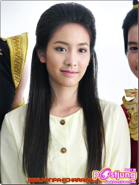 ใครเหมือนมากที่สุด