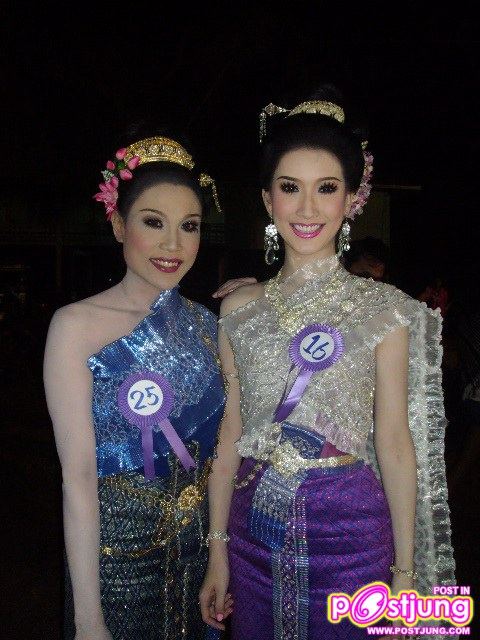 ประกวดสาวประเภทสอง งานงิ้วประจำปี2010 ที่กุมภวาปี จ.อุดร