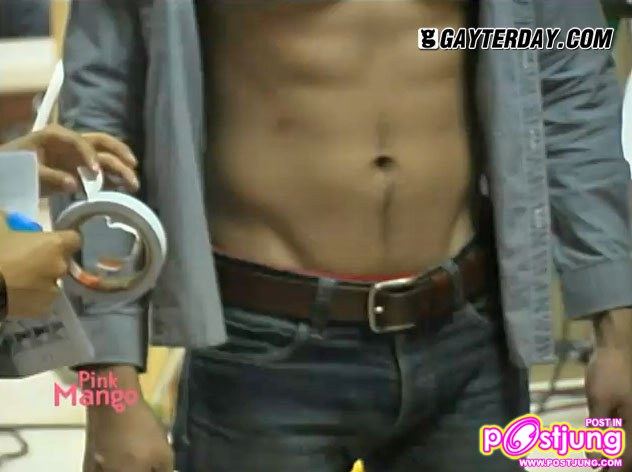 (โฆษณา) รณรงค์ป้องกันเอดส์ เรื่อง 'ถอดเสื้อ ชาย-ชาย'