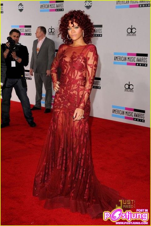 [Red Carpet]  American Music Awards 2010