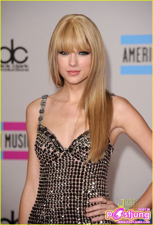 [Red Carpet]  American Music Awards 2010