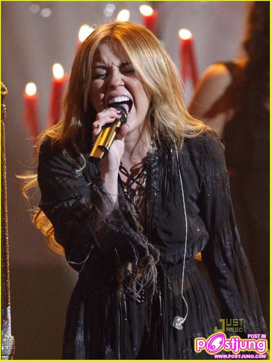 [Red Carpet]  American Music Awards 2010