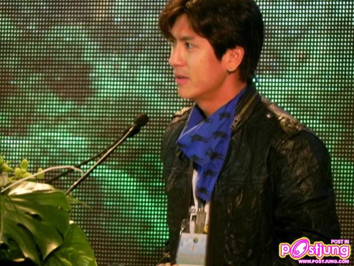 ติ๊ก เจษฎาภรณ์ งานGreen Globe Awards 2010 ครั้งที่ 12