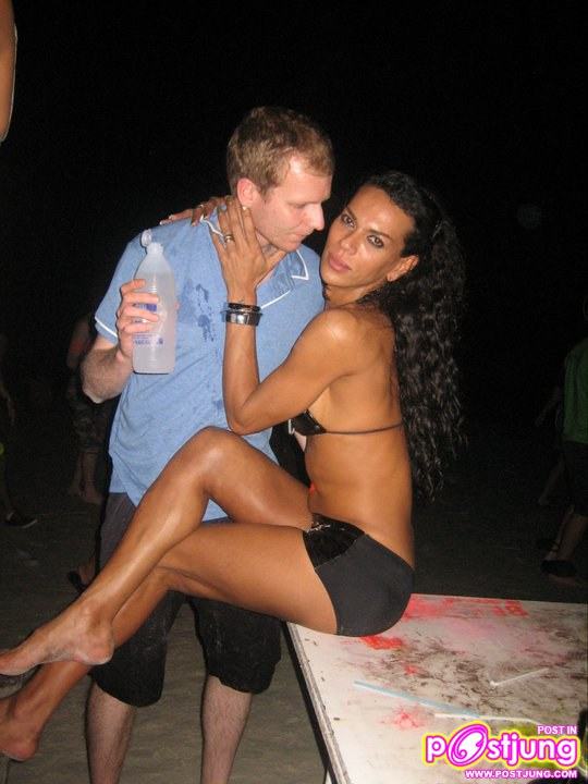 นางงามที่ชื่อ Stella Rocha จากฝรั่งเศษเธอได้รับตำแหน่งอะไรเหรอ