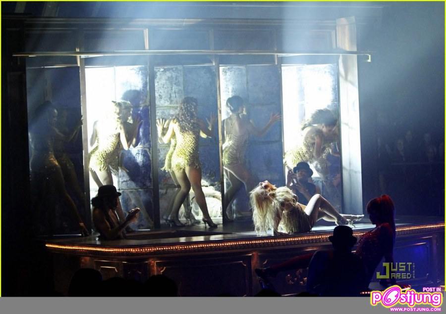 Christina Aguilera 'Dancing with the Stars' Finale Performance!