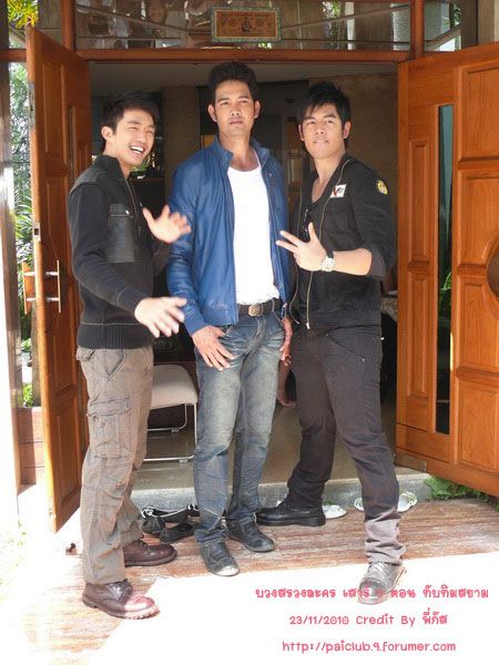 ไผ่ พาทิศ เอก รังสิโรจน์ โน้ต วัชรบูล จากงาน บวงสรวงละคร เสาร์ 5 ภาค 2 ตอน ทับทิมสยาม