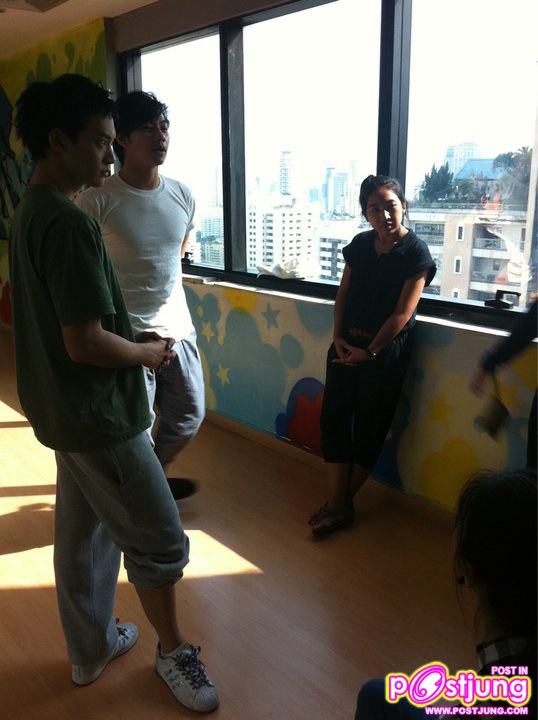 ซ้อมเต้น MV "กลัวที่ไหน"