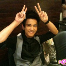 กัน แจกลายเซ็นอัลบั้มกันเอง @ ตึก GMM