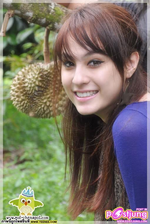 ขวัญ อุษามณี