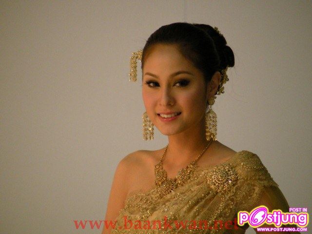 Pic. ขวัญ อุษามณี ถ่ายปฏิทินช่อง7