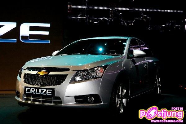 อาร์ต สัจจากาจ & ต๊ะ วริษฐ์ งานCruze Launch 23-Nov-2010