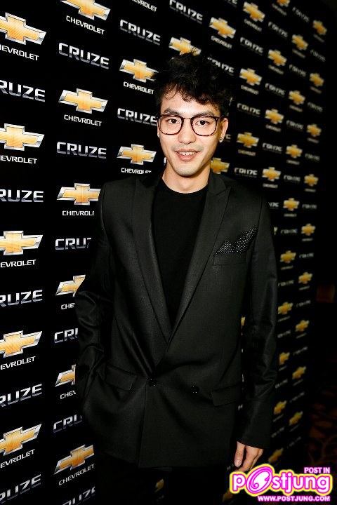 อาร์ต สัจจากาจ & ต๊ะ วริษฐ์ งานCruze Launch 23-Nov-2010